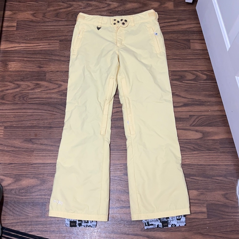 Yellow Roxy snowboarding pants